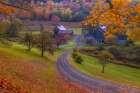 USA-Vermont-Woodstock Winding road to Sleepy Hollow Farm in autumn Art Print